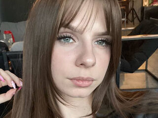 cam girl spreading pussy LoiseHarington