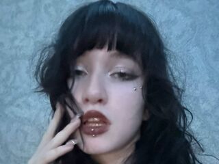 webcam girl chatroom LouisePerrish