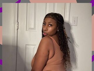 camgirl photo MadamGlam