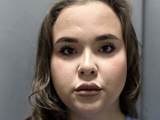 naked girl with cam fingering MaeWilkins