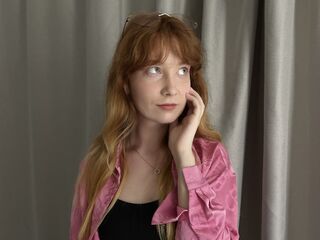 naked camgirl MaryellenQazi