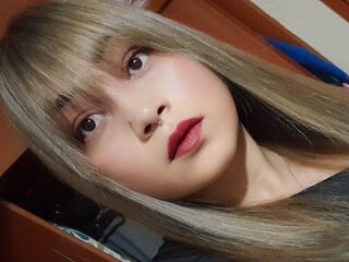 hot girl webcam picture MercellaMorelli