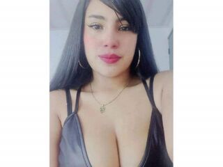 bedroom cam MeylThopson