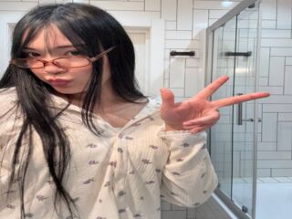 chat room live sex MilaEva