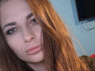 camslut masturbating MilenaPinkrose
