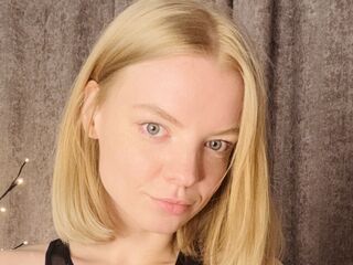 nude webcamgirl picture MoiraBaumgartel