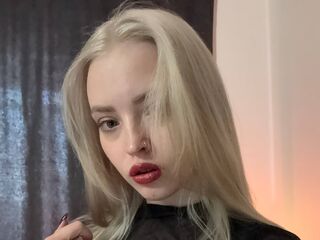 cam girl masturbating MunaLoon