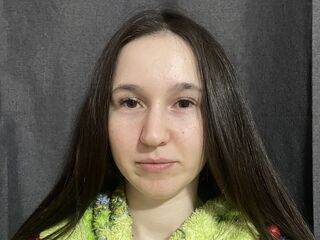 girl chatroom NorahRosati