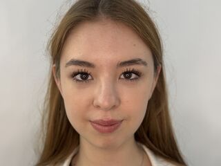 camslut masturbating PaulettaRerucha