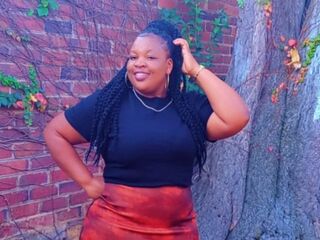 adult webcam PearlyBrown