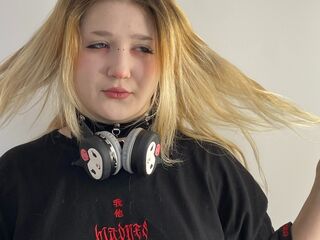 dirty webcam show PilarVanhee