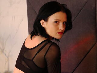 naked girl with webcam fingering pussy RowenBenson