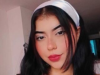 hot cam girl masturbating with sextoy SalomeKio