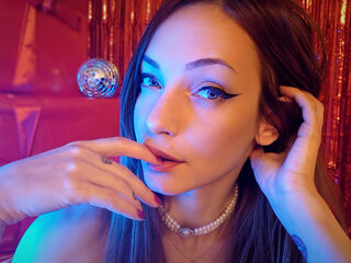 topless webcam girl SandraSage