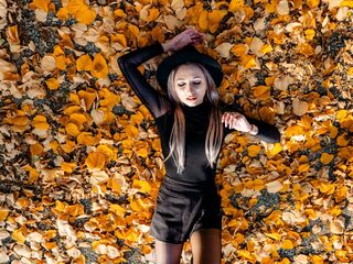 hot video chat SerayaRose