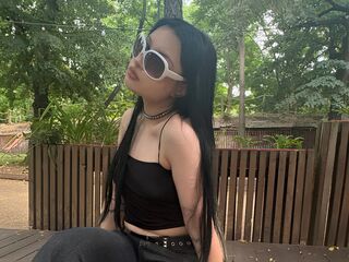 fingering camwhore ShemikaGnerre