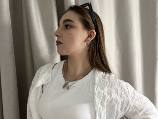 flirt chat room ShoshanaGasman