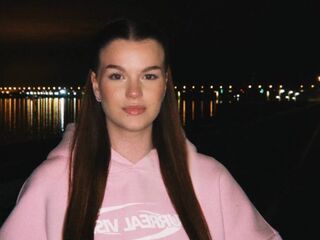 topless cam girl StaceyRouthier