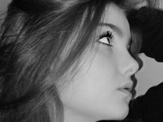 camwhore fingering shaved pussy StephanieMiller