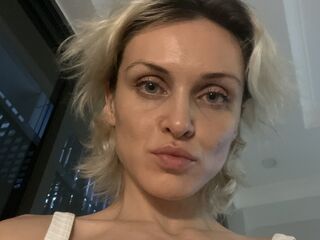 live porn show Sweetadrianahot