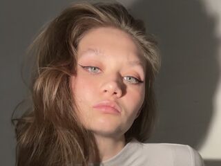 mastubating web cam girl TawanaHyers