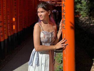 hot cam girl masturbating with vibrator ThuAllin