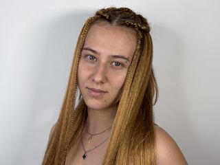 hot webcamslut VerniceKesinger
