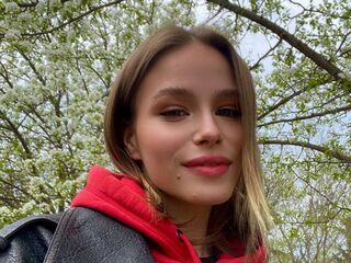 cam girl chatroom VeronaBrucker