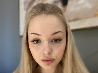 fingering camslut VetaWizley