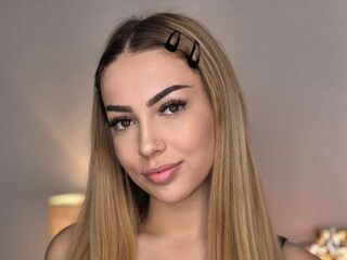 hot live cam ZaraPlaya